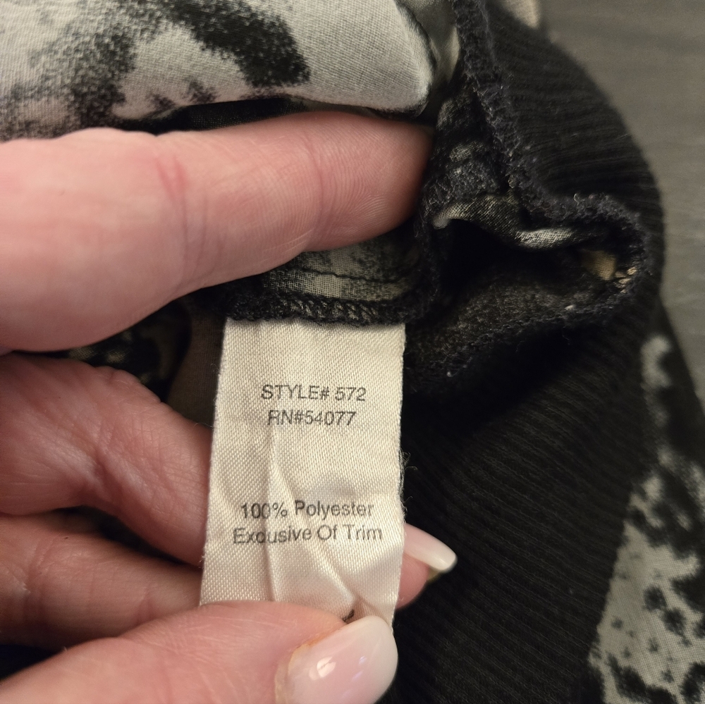 Cabi Python Sweatshirt - image 8